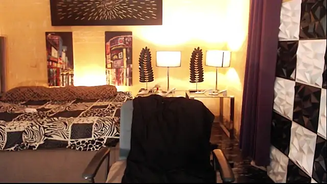 Snapshot of HorseCockFranching chatting on 10/22/25, 07:08 HorseCockFranching online show from 10/22/25, 07:08