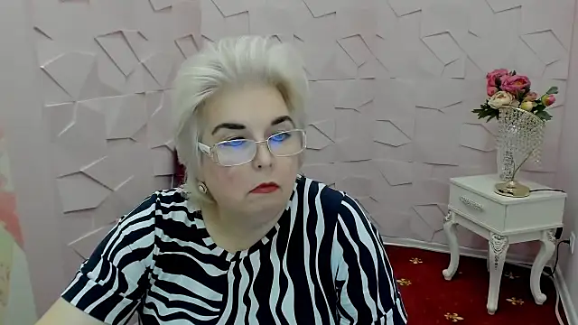 Snapshot of Monica_sly chatting on 07/27/26, 08:21 Monica sly online show from 07/27/26, 08:21