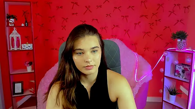KristinaFairfax online show from 07/24/26, 10:24