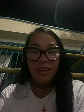 Snapshot of Angeles_doll_ chatting on 07/28/26, 06:20 Angeles doll online show from 07/28/26, 06:20