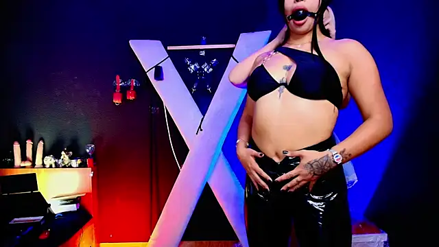 Red Lipsduo  online show from 07/27/26, 09:44