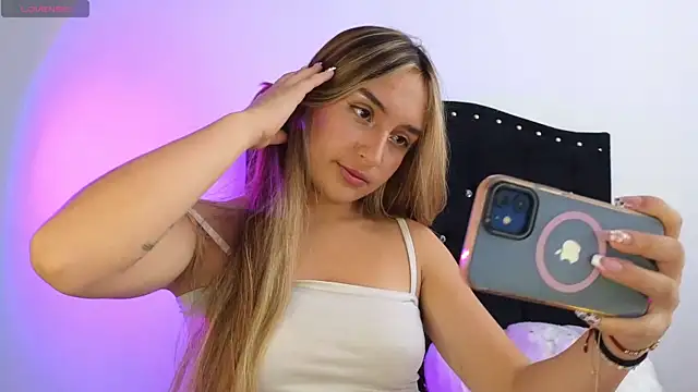 Leah mooon11 online show from 07/27/26, 03:41