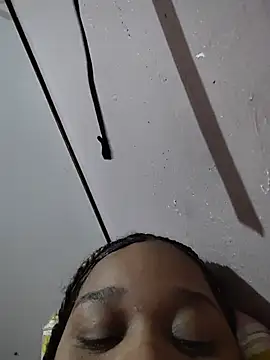pretinha folgosa online show from 07/30/26, 11:04