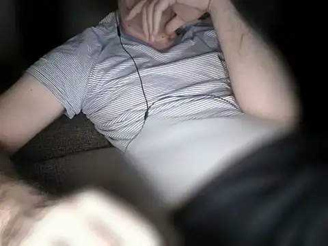 Snapshot of trebor600 chatting on 02/13/25, 05:22 trebor600 online show from 02/13/25, 05:22