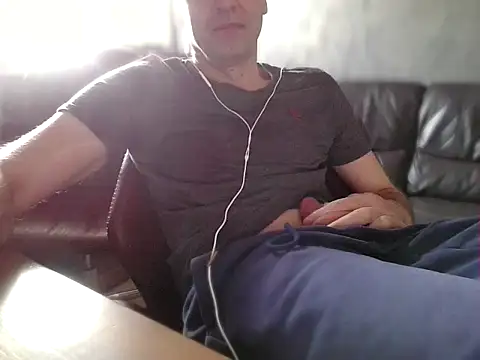 Snapshot of trebor600 chatting on 03/24/26, 07:57 trebor600 online show from 03/24/26, 07:57