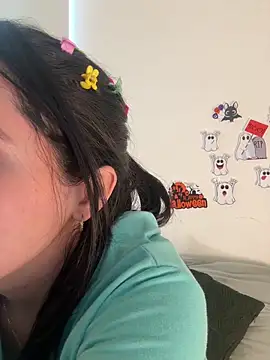 IvyValentine online show from 10/31/25, 07:59