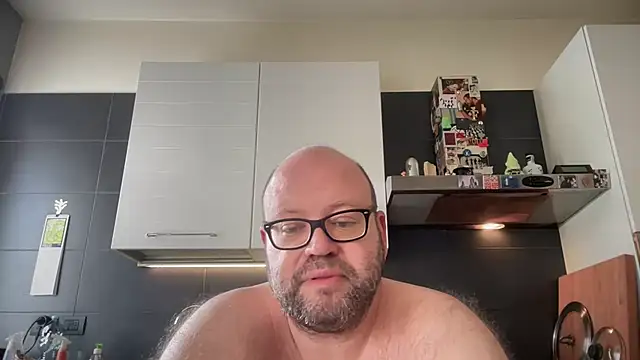 theitalianbear online show from 05/14/26, 07:15