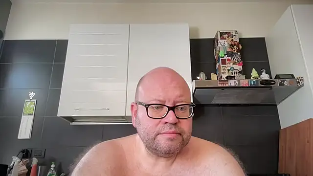 theitalianbear online show from 05/27/26, 07:49