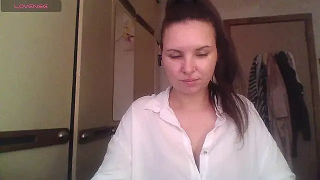 Snapshot of Alisa_Milt chatting on 07/25/26, 03:53 Alisa Milt online show from 07/25/26, 03:53