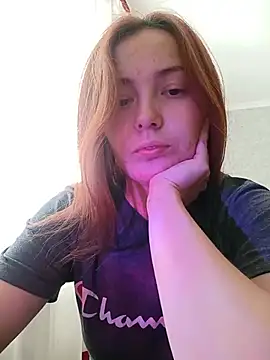 Snapshot of AllisSky chatting on 07/28/26, 02:13 AllisSky online show from 07/28/26, 02:13