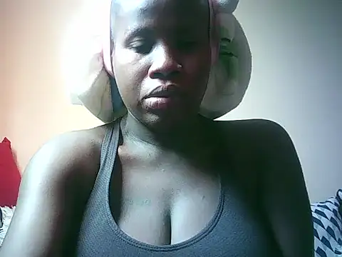 Snapshot of KissMeCurvyMbatha chatting on 08/02/26, 08:57 KissMeCurvyMbatha online show from 08/02/26, 08:57