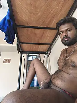Snapshot of Vijayanbigc chatting on 08/01/26, 04:56 Vijayanbigc online show from 08/01/26, 04:56