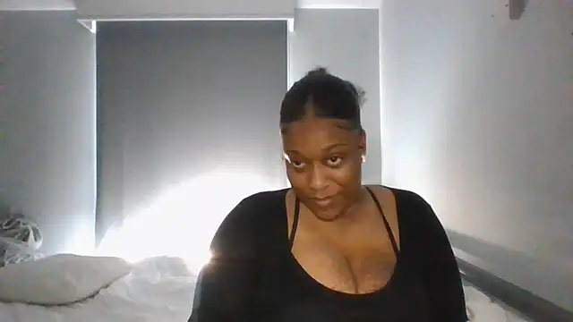 Snapshot of chelseabea chatting on 07/30/26, 08:02 chelseabea online show from 07/30/26, 08:02