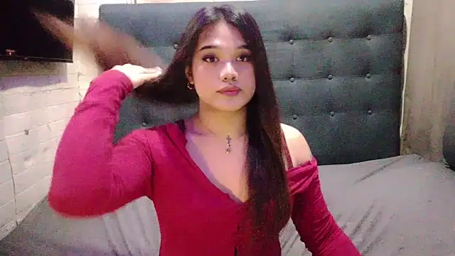FoxxyJesa online show from 06/04/26, 03:29