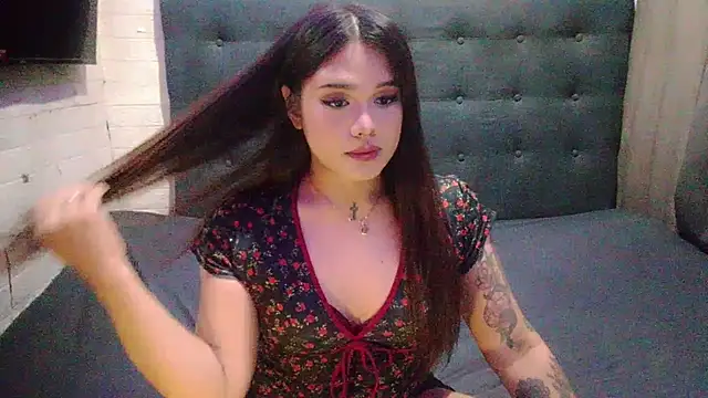 FoxxyJesa online show from 06/07/26, 03:16