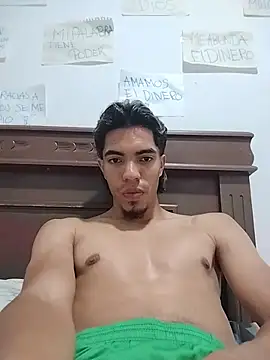 Snapshot of dylan88mj chatting on 07/30/26, 06:01 dylan88mj online show from 07/30/26, 06:01