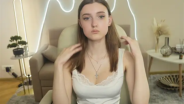 Snapshot of BrittPryer chatting on 08/01/26, 01:32 BrittPryer online show from 08/01/26, 01:32