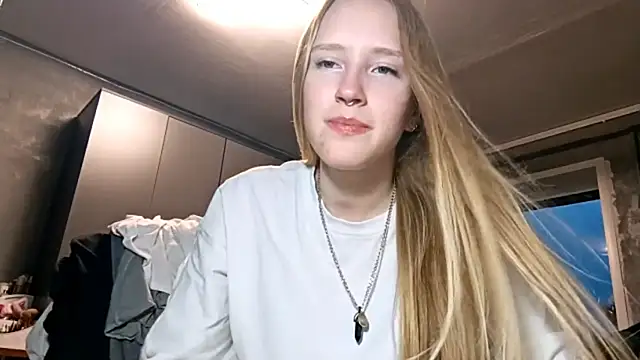 Mia Azart online show from 07/31/26, 03:55