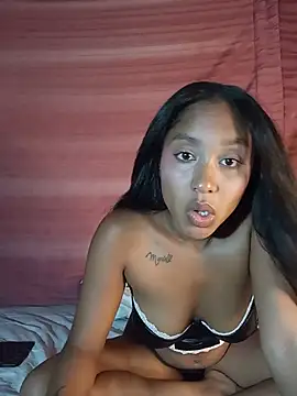 Snapshot of Dulce_Darw chatting on 07/30/26, 05:23 Dulce Darw online show from 07/30/26, 05:23