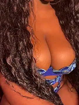 Snapshot of Blaackcat chatting on 02/20/26, 11:05 Blaackcat online show from 02/20/26, 11:05