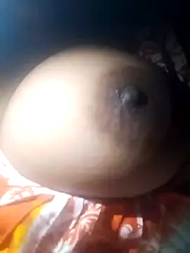 bongwife-priyanka online show from 08/04/26, 07:27
