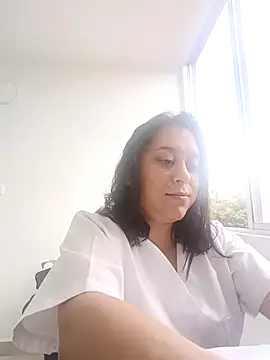 Snapshot of Queen-yessi12 chatting on 08/03/26, 01:49 Queen-yessi12 online show from 08/03/26, 01:49