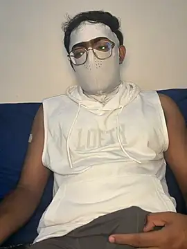 Snapshot of venky___ chatting on 08/04/26, 07:38 venky online show from 08/04/26, 07:38