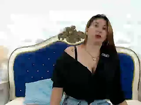 XimenaEvans online show from 08/03/26, 08:34