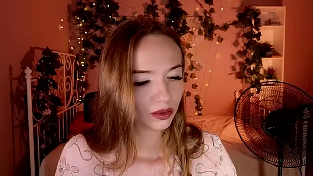 Cutie  Kitty online show from 08/05/26, 12:19
