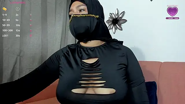 Snapshot of zaahira_66 chatting on 08/05/26, 02:25 zaahira 66 online show from 08/05/26, 02:25