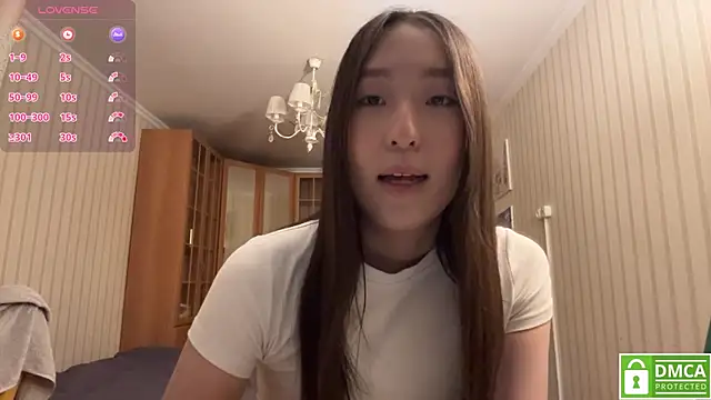 Snapshot of Moniesta chatting on 08/08/26, 10:34 Moniesta online show from 08/08/26, 10:34