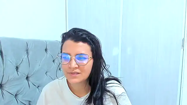 MARILYN GARCIA online show from 01/21/25, 05:51