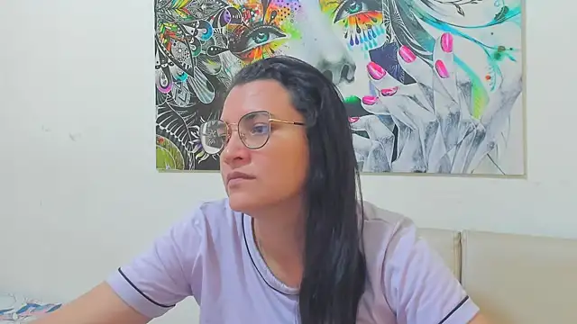 MARILYN GARCIA online show from 03/25/26, 01:28