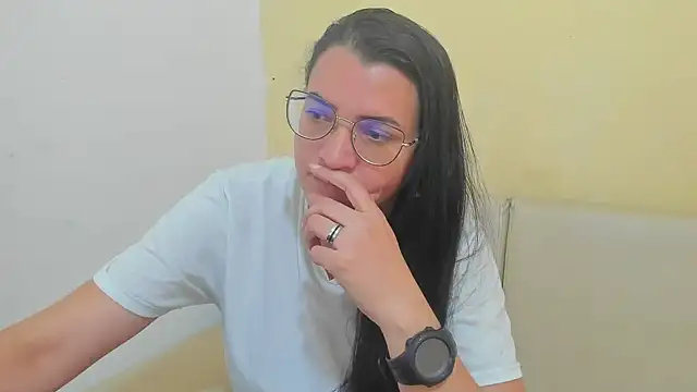 MARILYN GARCIA online show from 04/27/26, 02:04