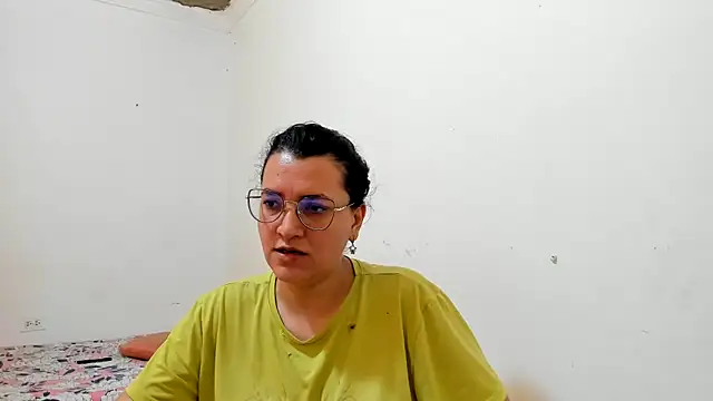 MARILYN GARCIA online show from 06/12/26, 04:06
