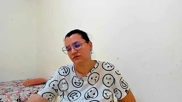 MARILYN GARCIA online show from 06/20/26, 07:27