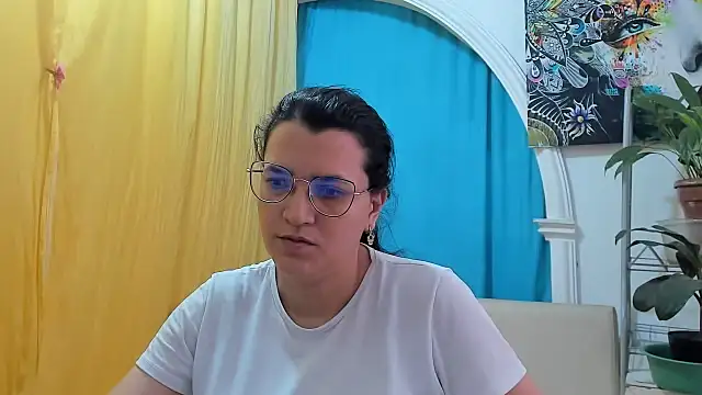 Snapshot of MARILYN_GARCIA chatting on 07/15/26, 12:54 MARILYN GARCIA online show from 07/15/26, 12:54