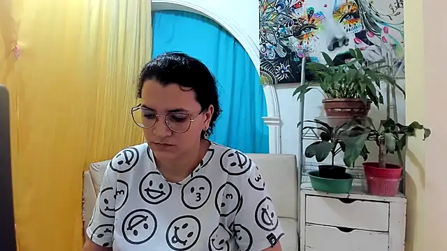 Snapshot of MARILYN_GARCIA chatting on 07/16/26, 09:54 MARILYN GARCIA online show from 07/16/26, 09:54