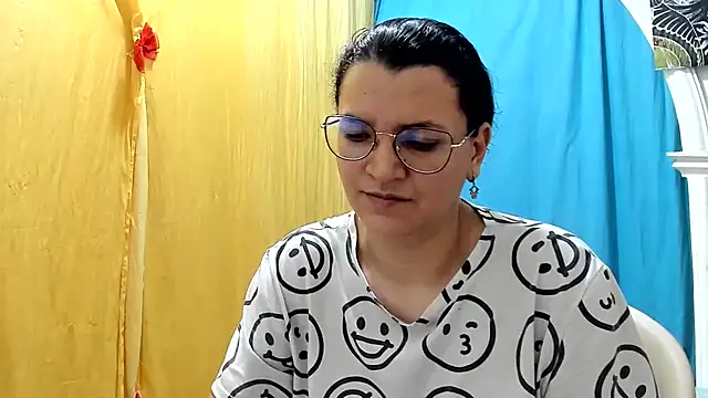 Snapshot of MARILYN_GARCIA chatting on 08/01/26, 11:03 MARILYN GARCIA online show from 08/01/26, 11:03