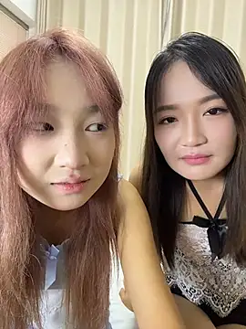 yayaluo770 online show from 08/06/26, 11:23