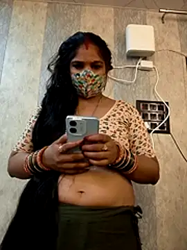 Snapshot of Manisha_hotgirl chatting on 08/05/26, 04:43 Manisha hotgirl online show from 08/05/26, 04:43