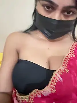 Snapshot of YourSexyy_siya chatting on 08/06/26, 05:15 YourSexyy siya online show from 08/06/26, 05:15