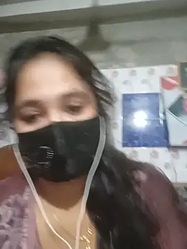 Snapshot of Ruhi-27 chatting on 08/06/26, 04:09 Ruhi-27 online show from 08/06/26, 04:09