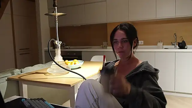 Valeriiaaaa online show from 08/08/26, 06:54
