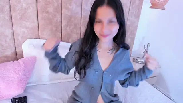 EmmaLily online show from 08/09/26, 02:46