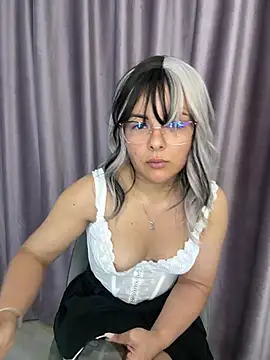 Amy Naph online show from 08/09/26, 07:41