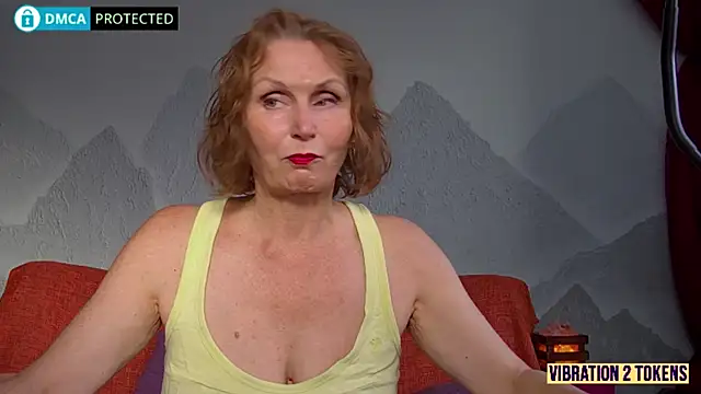 Snapshot of sourceSatisfaction chatting on 11/24/25, 06:13 sourceSatisfaction online show from 11/24/25, 06:13