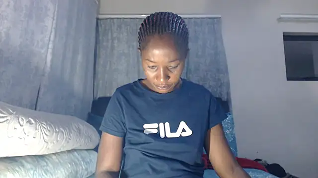 leanna23 online show from 02/08/25, 12:38