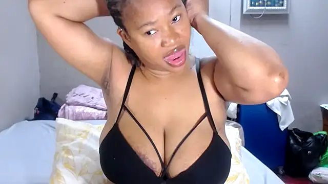 Snapshot of BigAreola26 chatting on 04/24/26, 03:53 BigAreola26 online show from 04/24/26, 03:53
