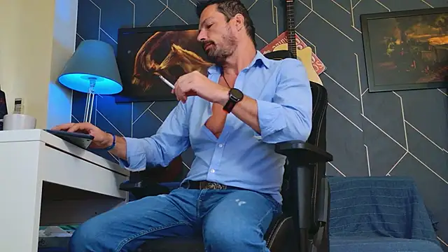 ChrisKox online show from 09/25/25, 05:22